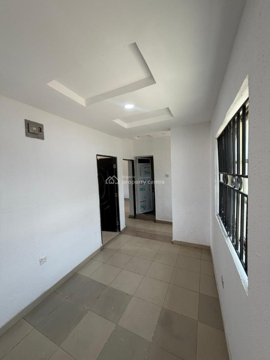 2bedroom Flat, Akala Akobo, Ibadan, Oyo, Flat / Apartment for Rent