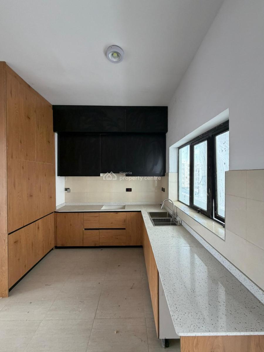Luxury 3 Bedroom Maisonette, Lekki Phase 1, Lekki, Lagos, Flat / Apartment for Sale