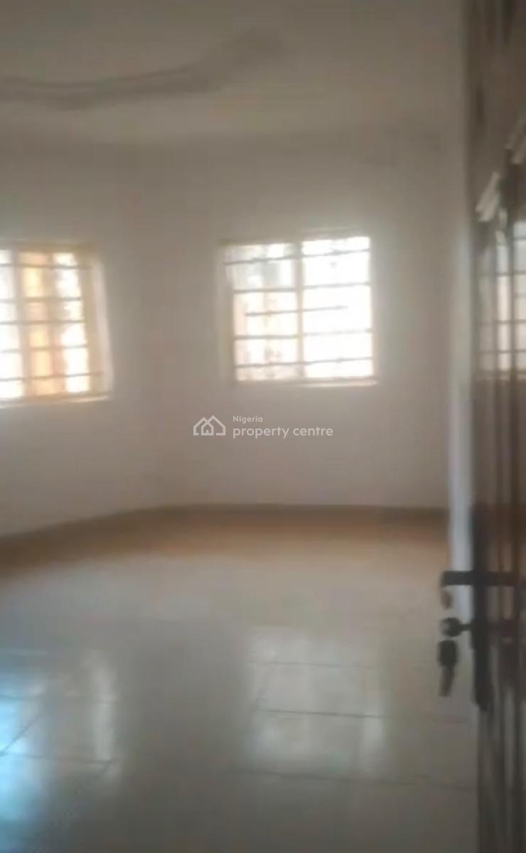 Standard 2 Bedroom Apartment with Visitors Toilet, Gaduwa District, Gaduwa, Abuja, Flat / Apartment for Rent