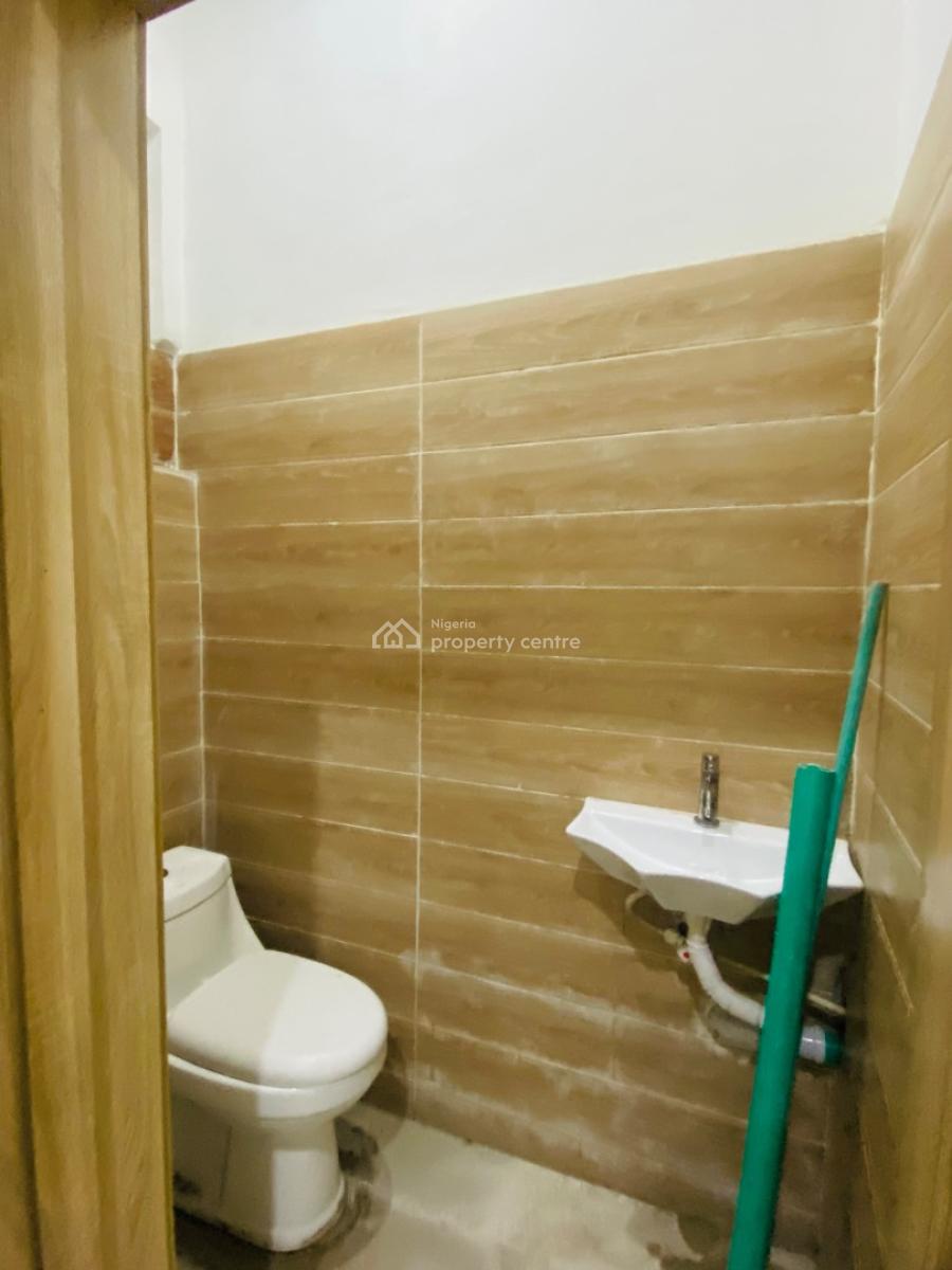 Mini Flat, Royal Pine Estate, Gate 3, Orchid Road., Lekki Phase 2, Lekki, Lagos, Flat / Apartment for Rent