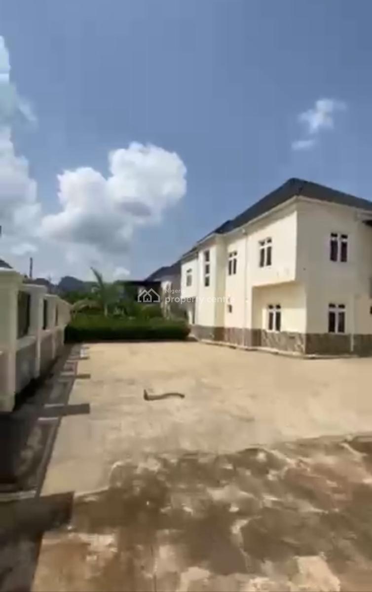 Luxurious 4 Bedroom En-suite Fully Detached Duplex +2units Bq, Admiralty Estate, Asokoro District, Abuja, Detached Duplex for Sale