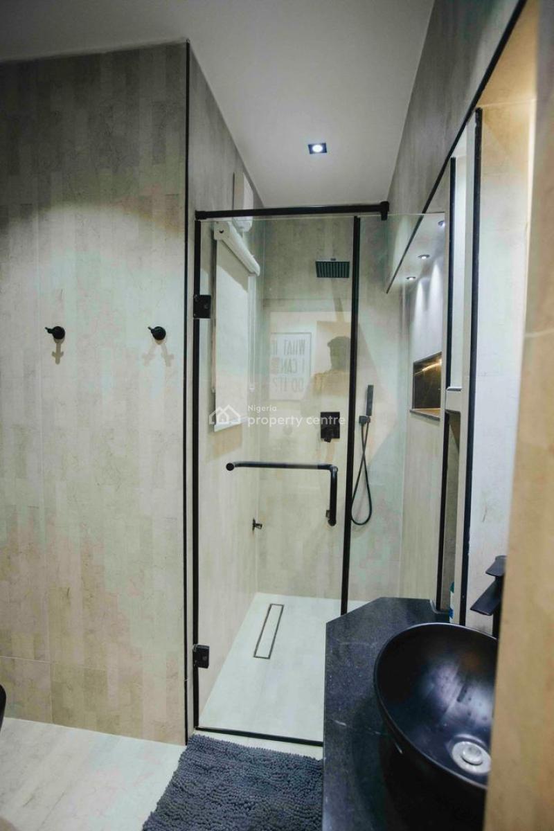 an Exquisite 1 Bedroom, Wuye, Wuye, Abuja, Flat / Apartment Short Let