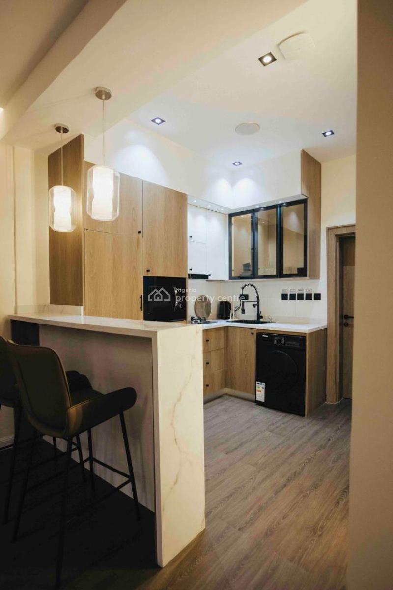 an Exquisite 1 Bedroom, Wuye, Wuye, Abuja, Flat / Apartment Short Let
