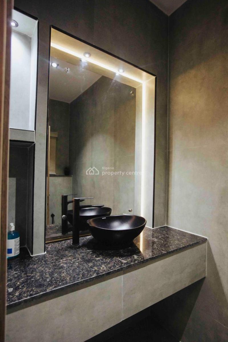 an Exquisite 1 Bedroom, Wuye, Wuye, Abuja, Flat / Apartment Short Let