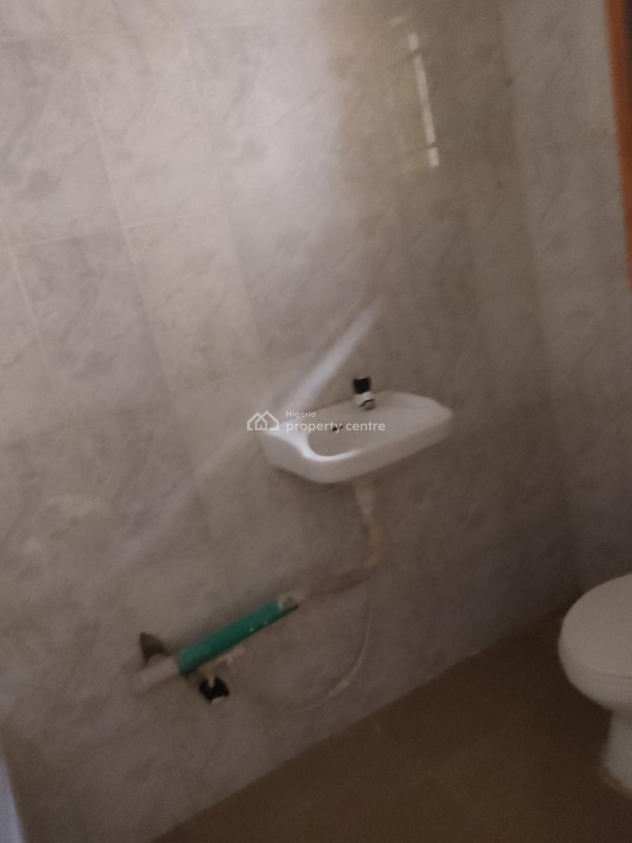 Spacious 2 Bedroom Flat, Off Mobile Road, Ilaje, Ajah, Lagos, Flat / Apartment for Rent