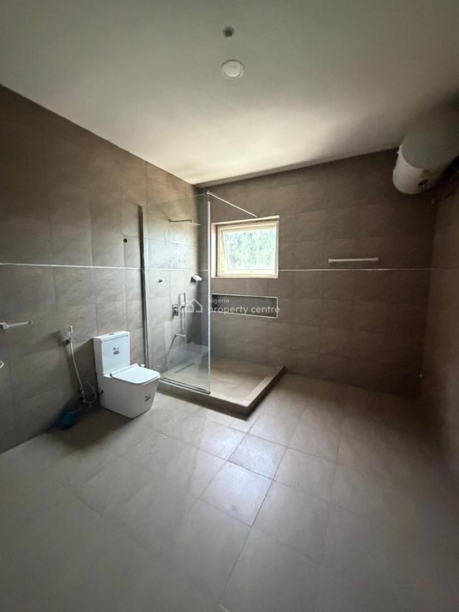 5 Bedroom Semi Detached Duplex, Tarred Road, Guzape District, Abuja, Semi-detached Duplex for Rent