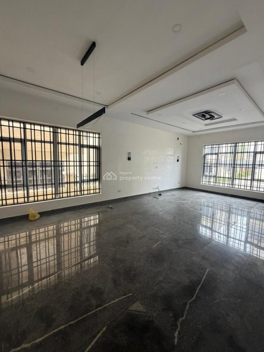 5 Bedroom Semi Detached Duplex, Tarred Road, Guzape District, Abuja, Semi-detached Duplex for Rent