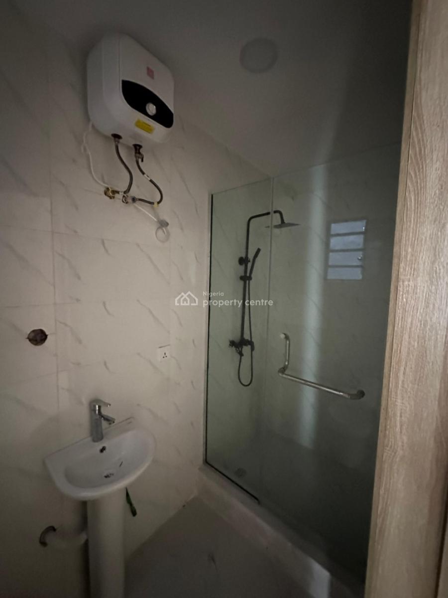 Luxury Brand New 2 Bedroom Apartment, Ologolo, Lekki, Lagos, Flat / Apartment for Sale