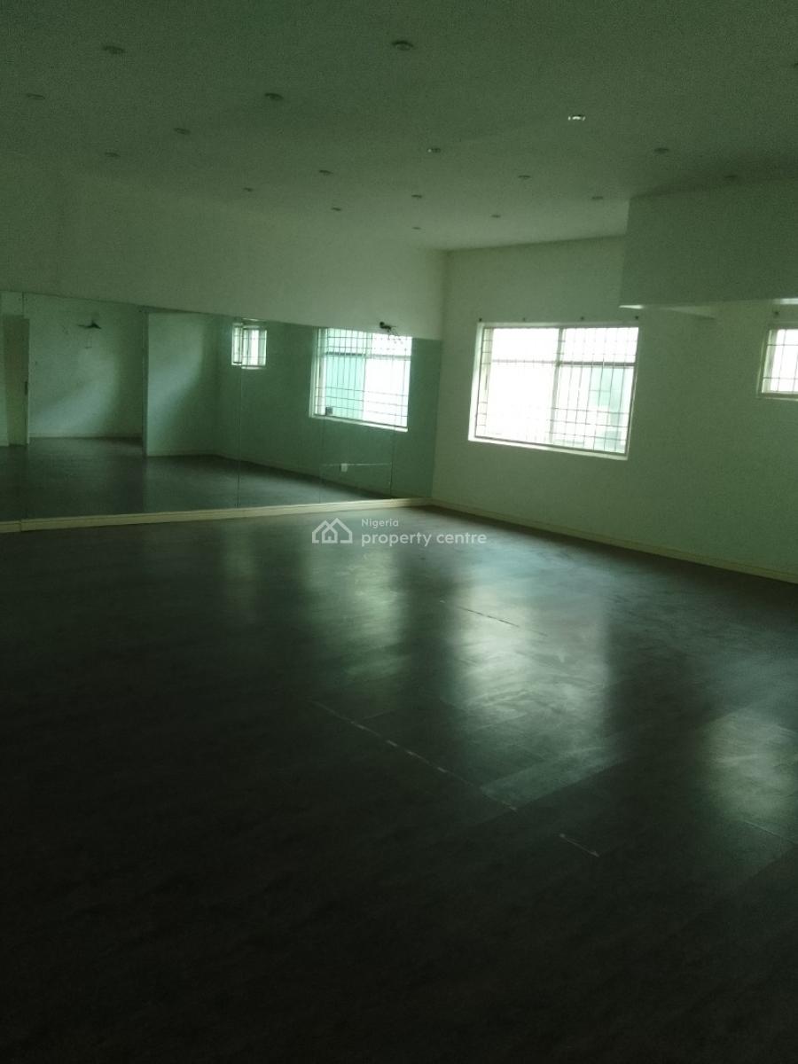 4 Bedroom Terrace Duplex, Lekki Phase 1, Lekki, Lagos, Office Space for Rent