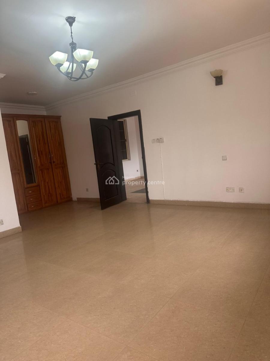 7bedroom Semi Detached House in Parkview Estate, Parkview Estate Ikoyi, Parkview, Ikoyi, Lagos, Semi-detached Duplex for Rent