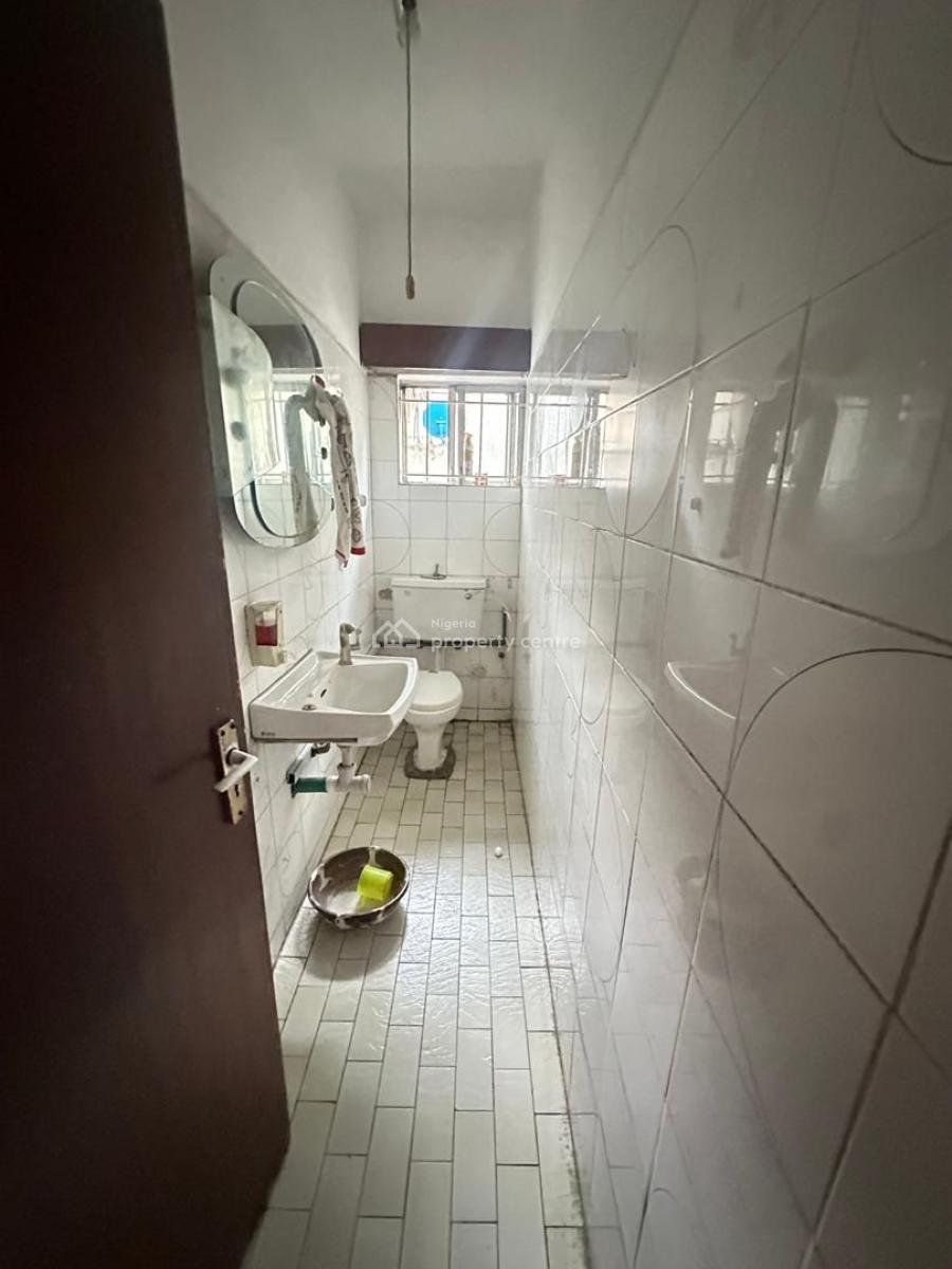 a Well Maintained  6-bedroom Semi Detached Duplex with a Study Rm & Bq, Off Adeniran Ogunsanya Street., Surulere, Lagos, Semi-detached Duplex for Rent