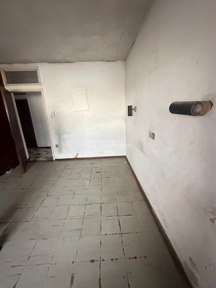 a Well Maintained  6-bedroom Semi Detached Duplex with a Study Rm & Bq, Off Adeniran Ogunsanya Street., Surulere, Lagos, Semi-detached Duplex for Rent