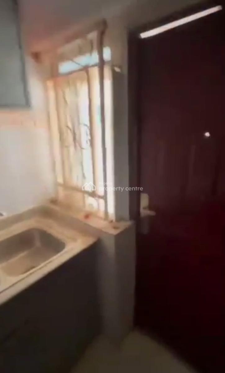 Furniture Standard 2-bedroom Flat on The First Floor, Kado, Abuja, Flat / Apartment for Rent