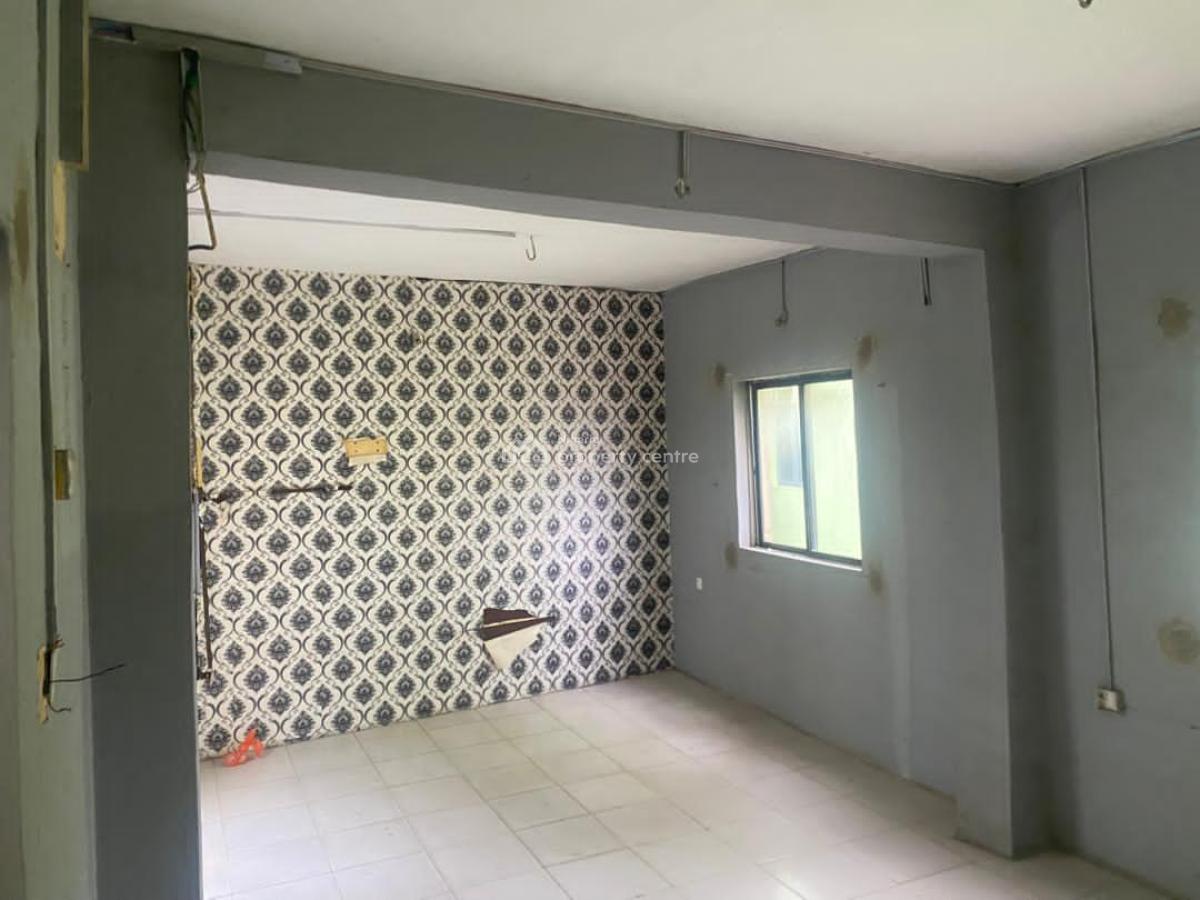 2 Rooms Office Space, Along Ogunnusi Road, Opposite Omole Phase 1, Ojodu, Omole Phase 1, Ikeja, Lagos, Office Space for Rent