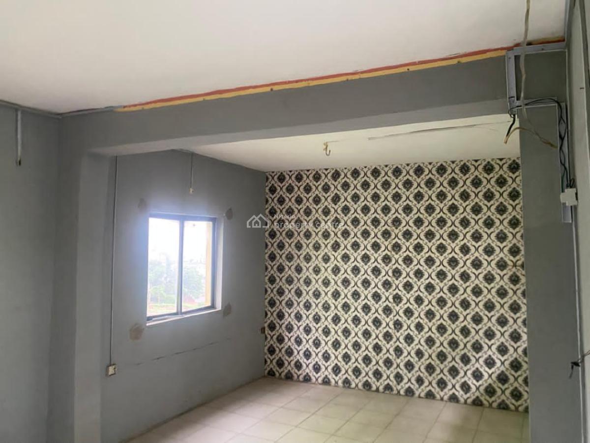 2 Rooms Office Space, Along Ogunnusi Road, Opposite Omole Phase 1, Ojodu, Omole Phase 1, Ikeja, Lagos, Office Space for Rent
