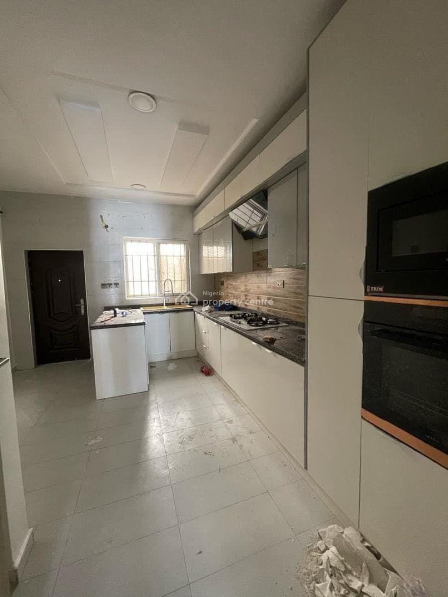 4-bedroom Semi-detached Duplex with Bq, Lekki, Lagos, Semi-detached Duplex for Rent