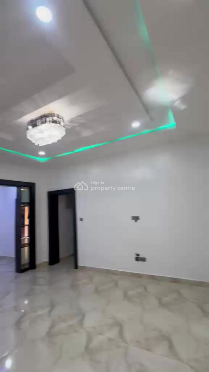 Massive Luxurious 3-bedroom Flat  Durumi, By American International, By American International School, Durumi, Abuja, Flat / Apartment for Rent