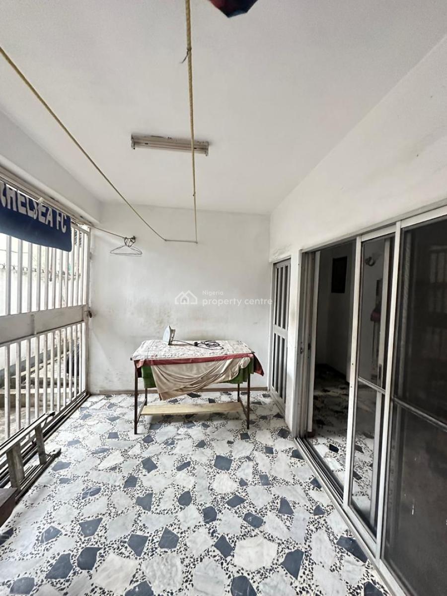 a Well Maintained 6 Bedroom Semi Detached Duplex with a Study Room, Central Surulere, Surulere, Lagos, Detached Duplex for Rent