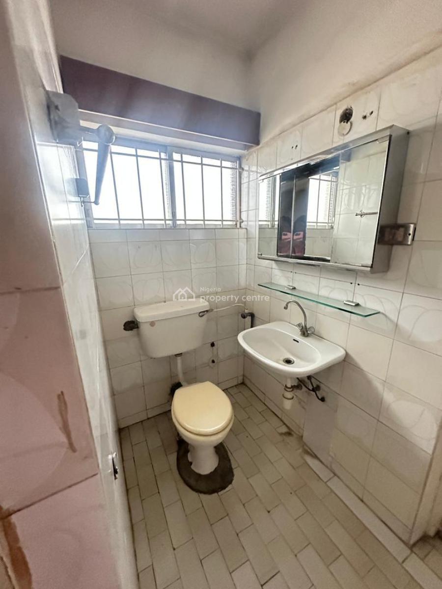 a Well Maintained 6 Bedroom Semi Detached Duplex with a Study Room, Central Surulere, Surulere, Lagos, Detached Duplex for Rent