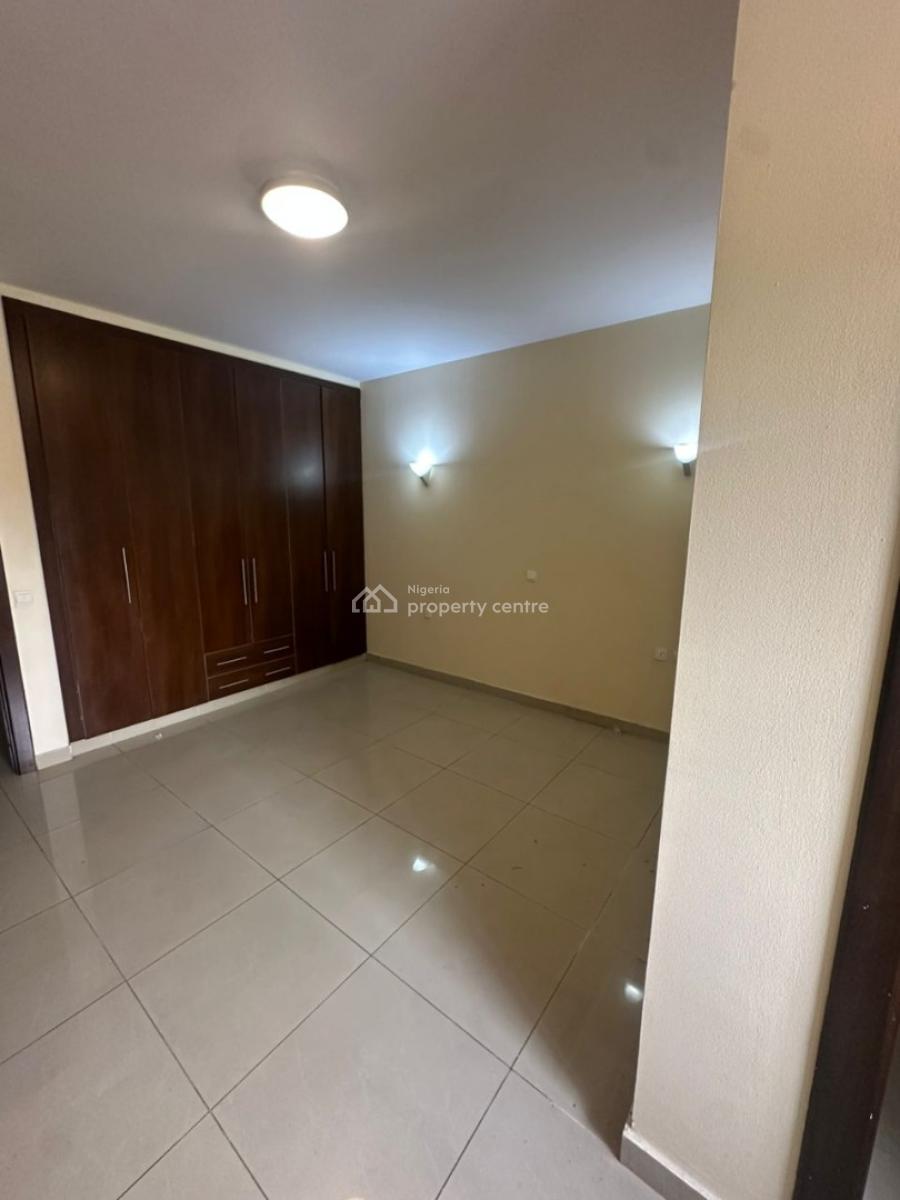 Spacious 3 Bedrooms Apartment with Bq in Ikoyi, Ikoyi, Lagos, House for Rent