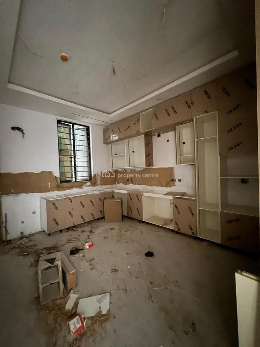 Alluring 3 Bedroom Apartment with Bq and Communal Pool, Ikeja Gra, Ikeja, Lagos, Flat / Apartment for Sale