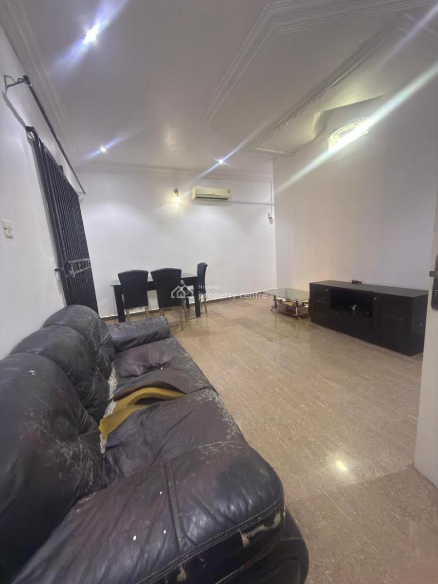 1 Bedroom Flat, Lekki Phase 1, Lekki, Lagos, Mini Flat (room and Parlour) for Rent