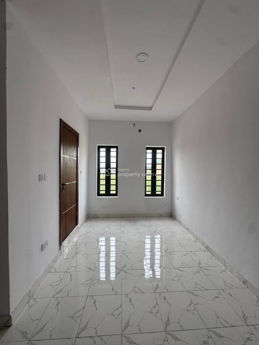 Spacious 3 Bedroom Terrace Duplex, Ikota, Lekki, Lagos, Terraced Duplex for Sale