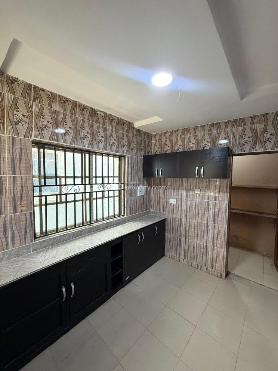 Modern 2-bedroom Apartments -- Adekunle Adebayo Street, Akobo, Adebayo Street, Akala Way, Akobo., Akobo, Ibadan, Oyo, Flat / Apartment for Rent