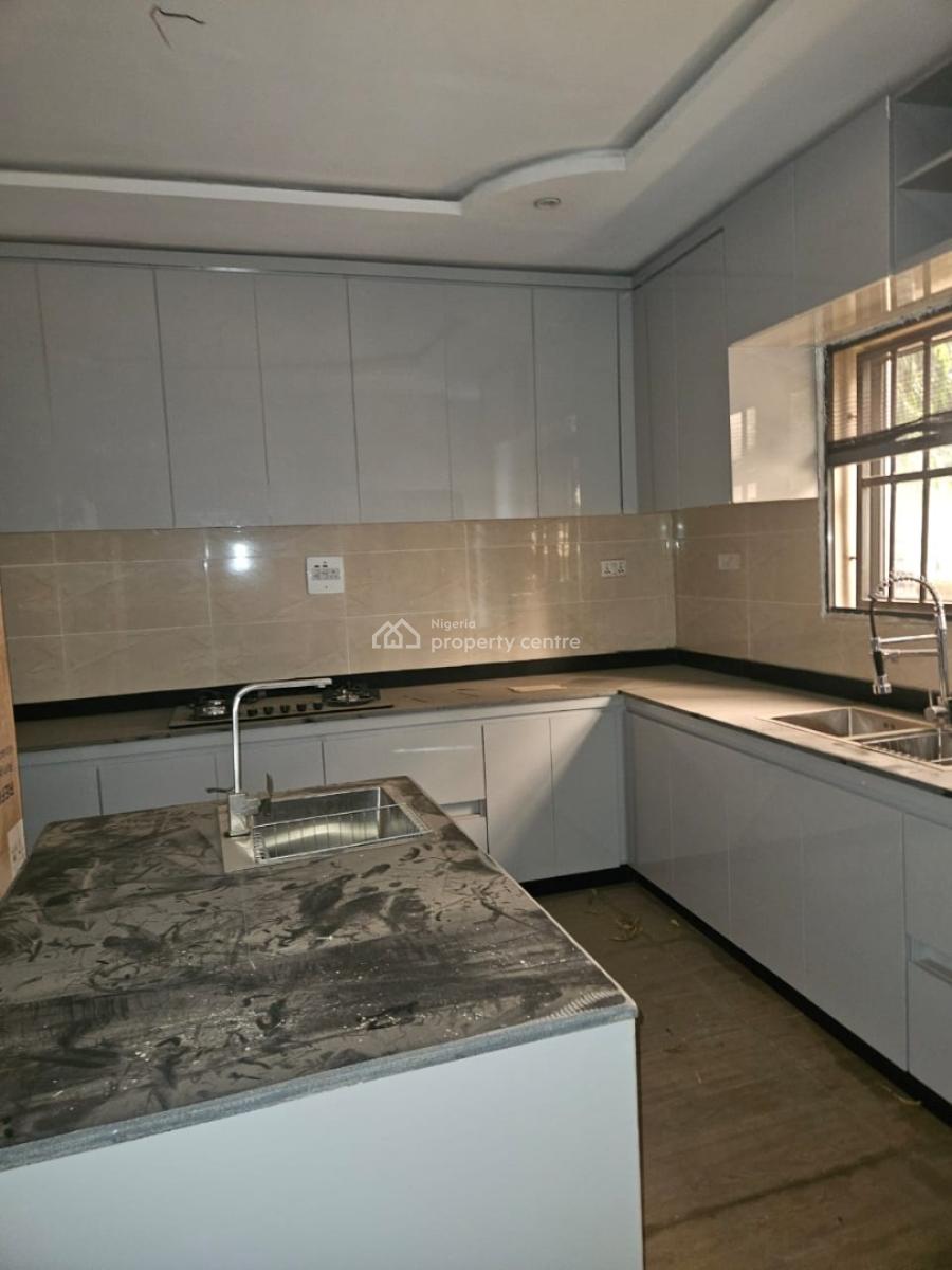 6 Bedroom Detached Duplex, After H Medix, Guzape District, Abuja, Detached Duplex for Sale