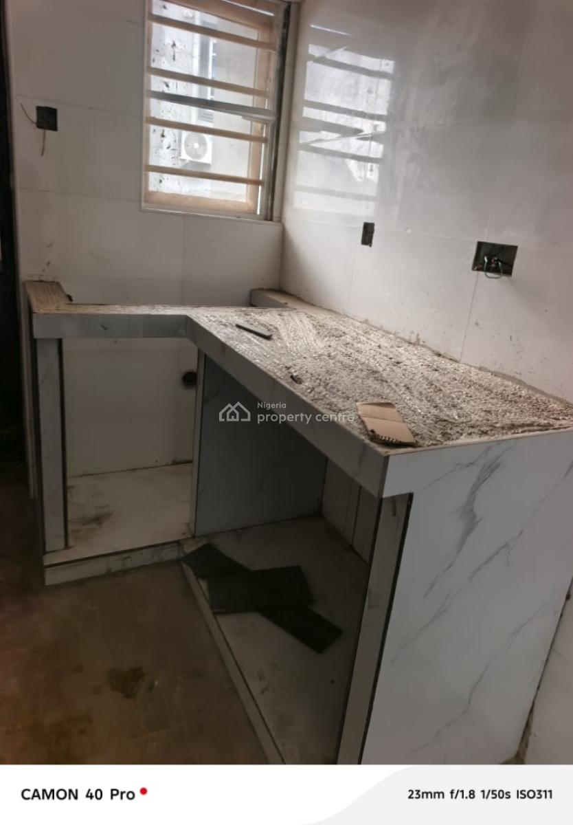 Newly Built 2-bedroom Flat with Modern Facilities, Okebadan Estate, Akala Way, Akobo., Ibadan, Oyo, Flat / Apartment for Rent
