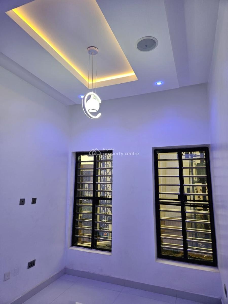 7 Bedroom Detached Duplex, Around Coza Church, Guzape District, Abuja, Detached Duplex for Sale
