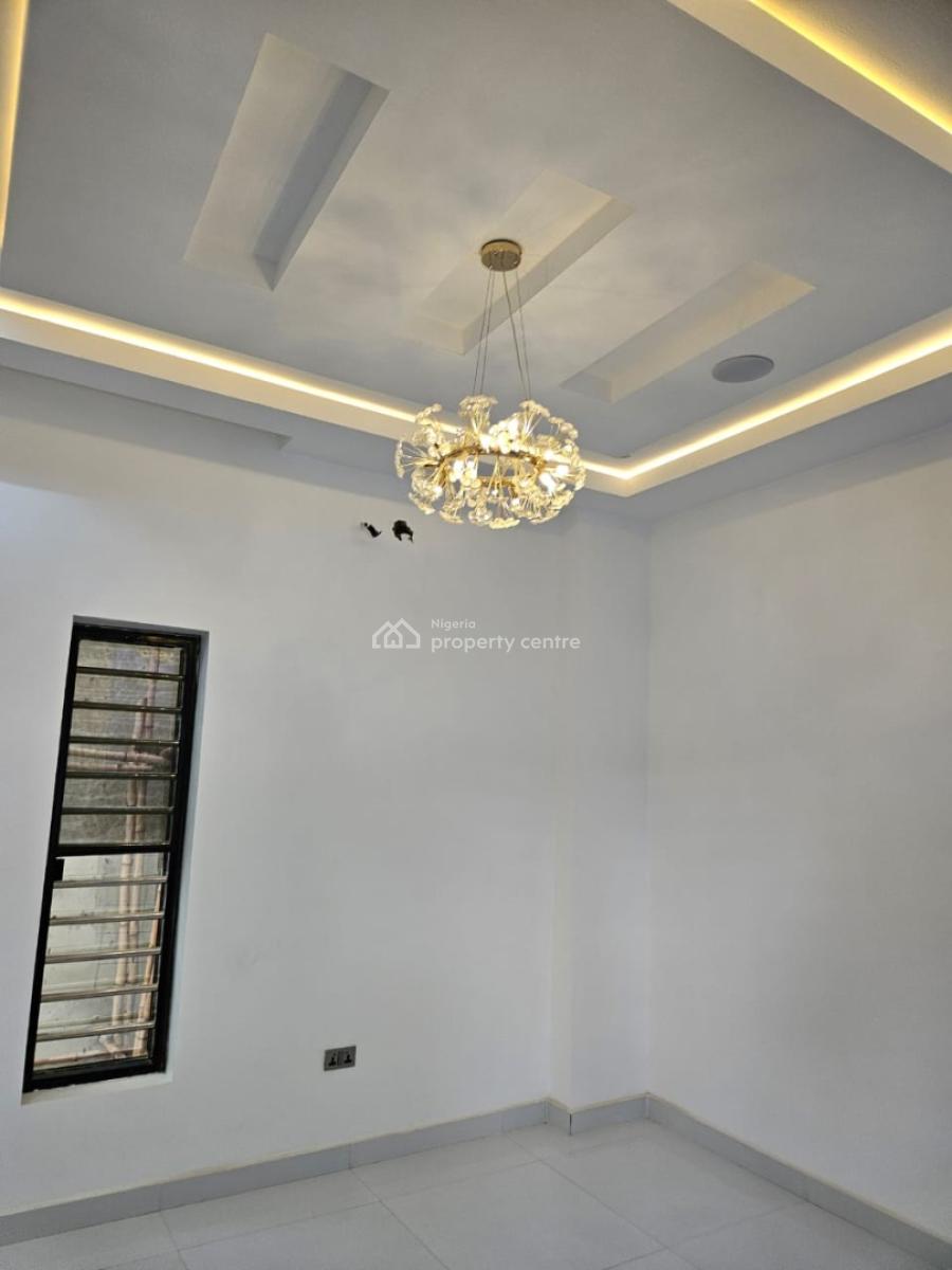 7 Bedroom Detached Duplex, Around Coza Church, Guzape District, Abuja, Detached Duplex for Sale