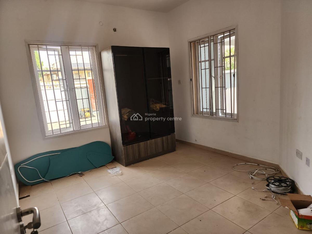 One Bedroom Fully Serviced Apartment in Residential Gated Area, Off Christ Avenue, Lekki Phase 1, Lekki, Lagos, Flat / Apartment for Rent