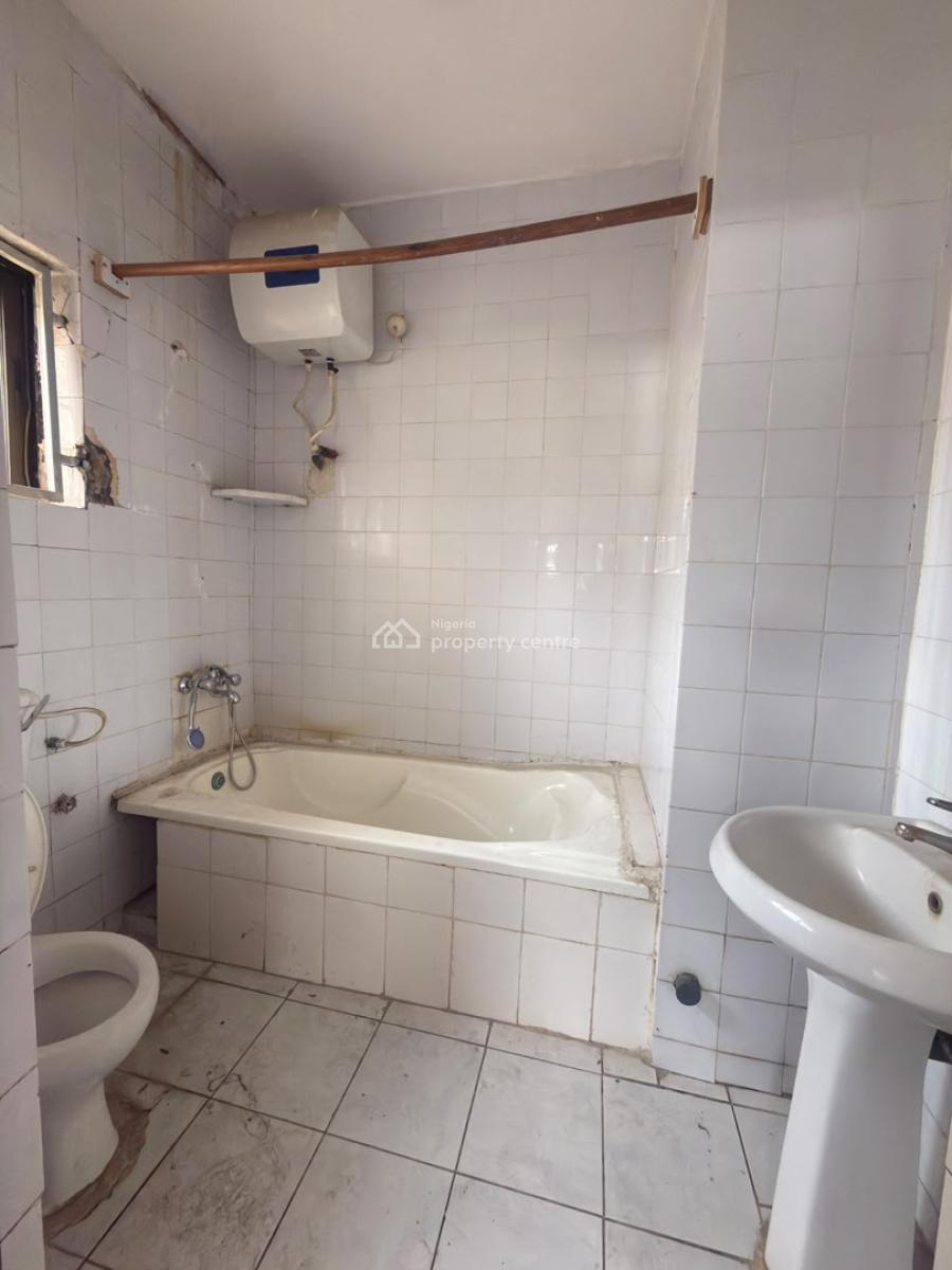 3 Bedroom Flat, Lekki Phase 1, Lekki, Lagos, Flat / Apartment for Rent