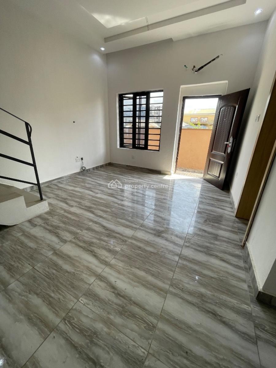 (mini Flat) Room  and Parlor, Salem Ikate Lekki, Lekki Phase 1, Lekki, Lagos, Terraced Duplex for Rent