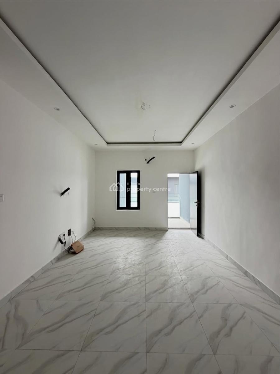 4 Bedroom Terrace Duplex with En-suite Rooms, Ikota, Lekki, Lagos, Terraced Duplex for Sale