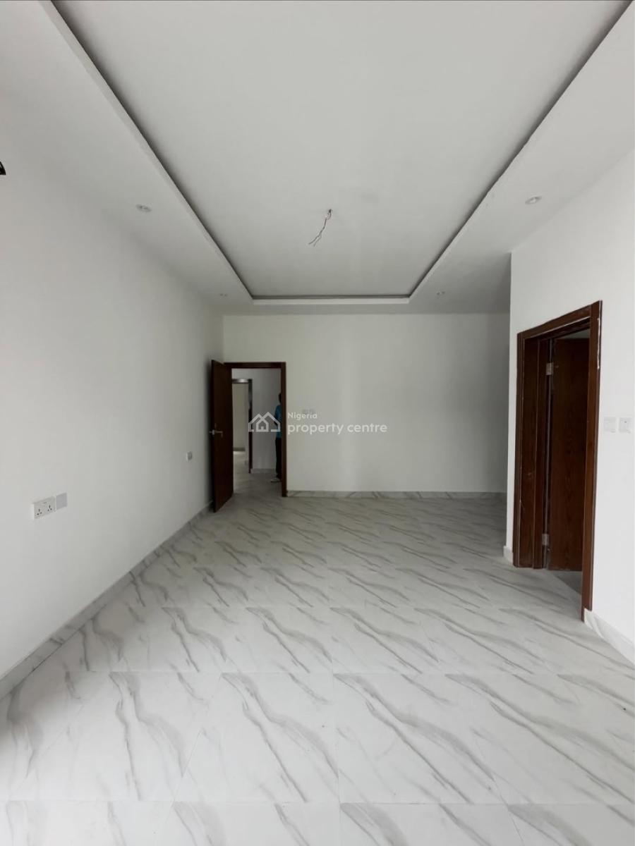 4 Bedroom Terrace Duplex with En-suite Rooms, Ikota, Lekki, Lagos, Terraced Duplex for Sale