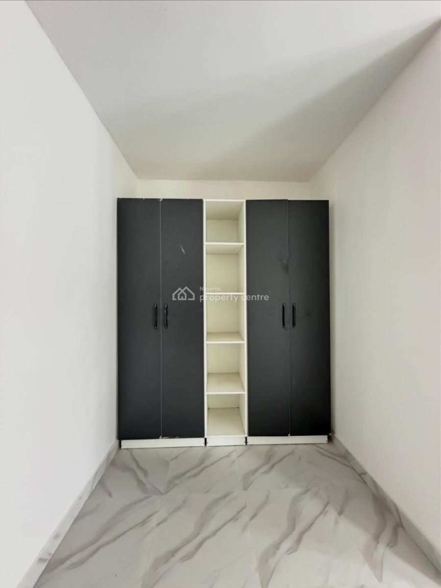 4 Bedroom Terrace Duplex with En-suite Rooms, Ikota, Lekki, Lagos, Terraced Duplex for Sale