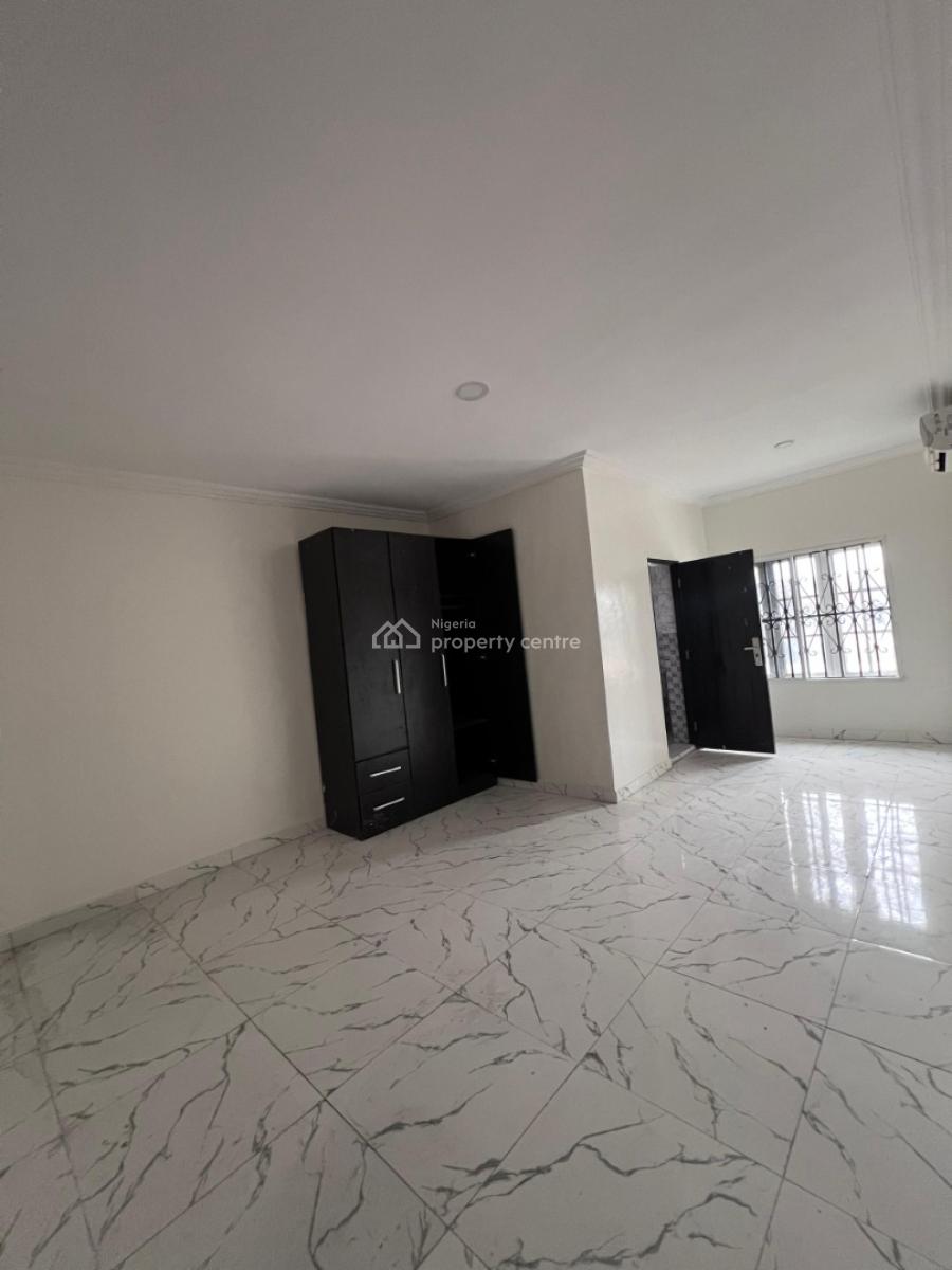 Standard 3 Bedroom Flat, Pepperoni Abraham Adesanya, Lekki Phase 2, Lekki, Lagos, Flat / Apartment for Rent