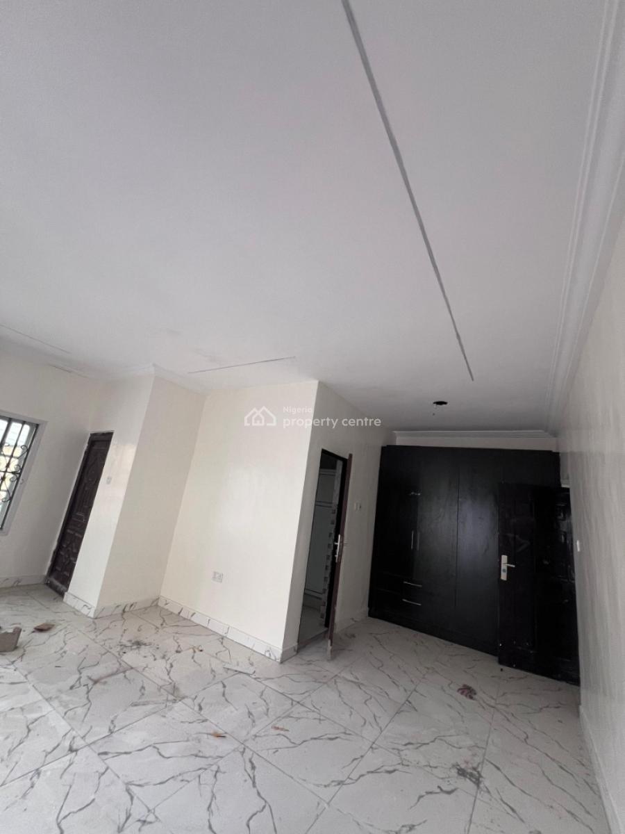 Standard 3 Bedroom Flat, Pepperoni Abraham Adesanya, Lekki Phase 2, Lekki, Lagos, Flat / Apartment for Rent