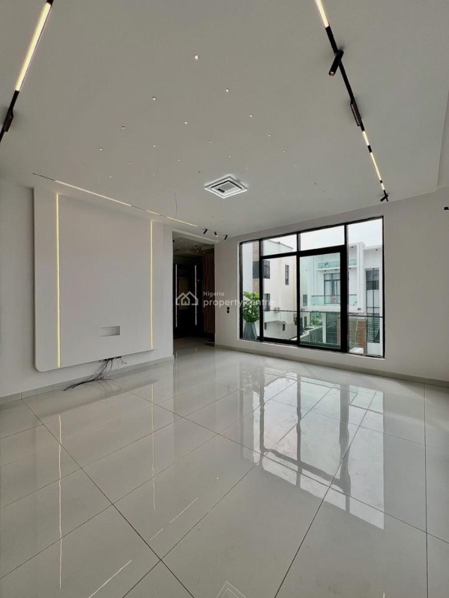 Spacious 5-bedroom Fully Detached Duplex with Bq, Chevron, Lekki, Lagos, Detached Duplex for Sale