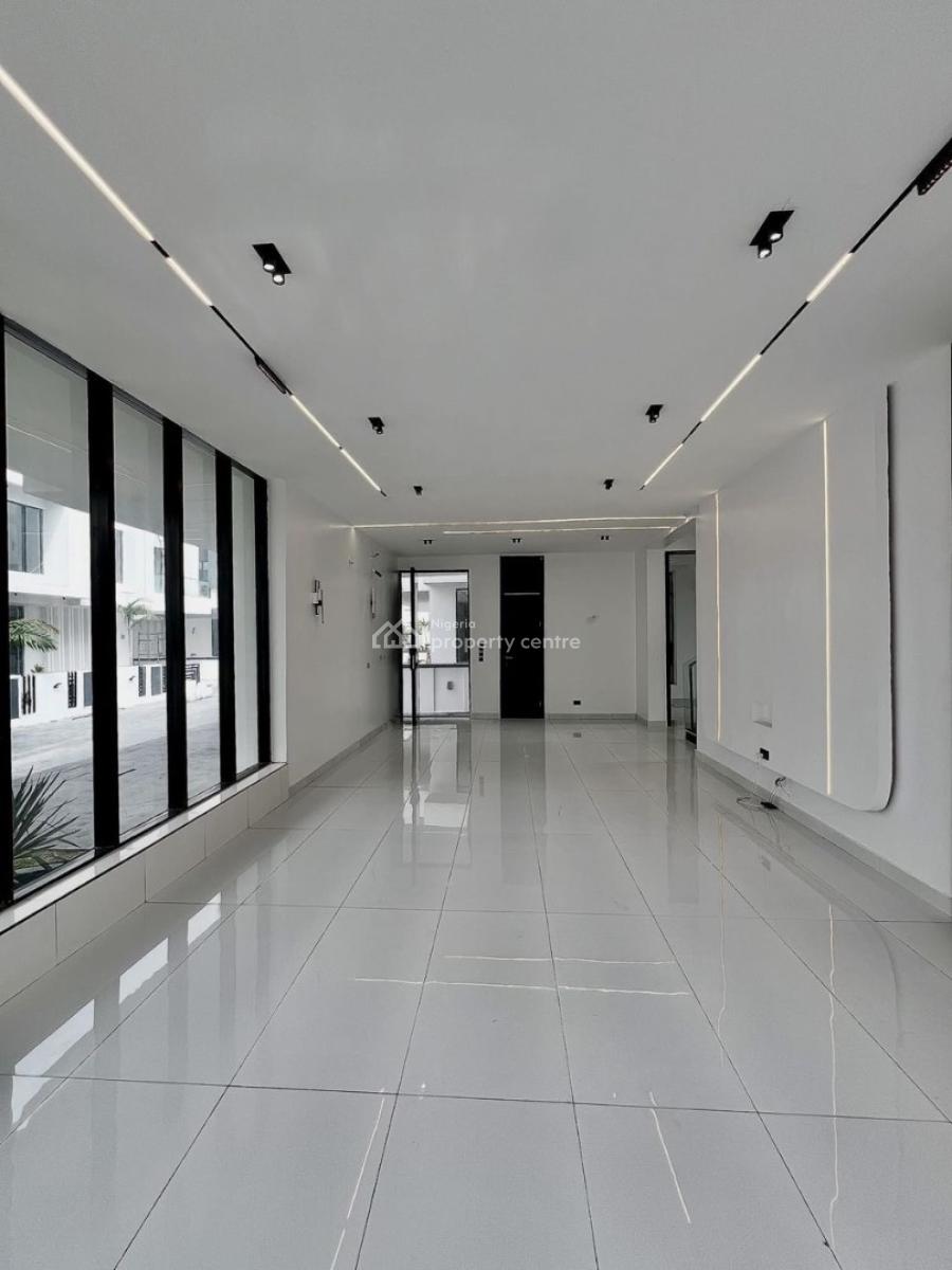 Spacious 5-bedroom Fully Detached Duplex with Bq, Chevron, Lekki, Lagos, Detached Duplex for Sale
