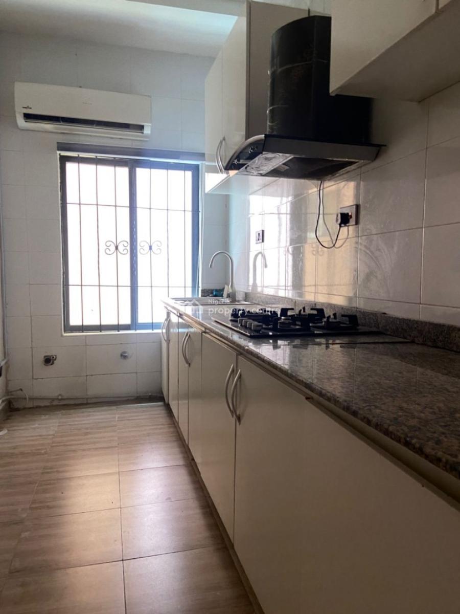 3-bedroom Apartments with Bq, Lekki Phase 1, Lekki, Lagos, Flat / Apartment for Rent