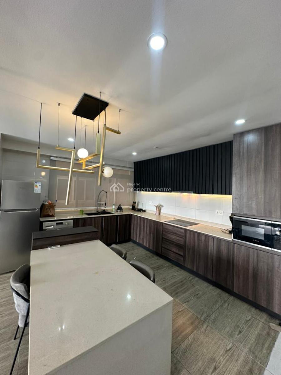2 Bedroom Apartment in Lekki Phase 1, Lekki Phase 2, Lekki, Lagos, Flat / Apartment for Sale
