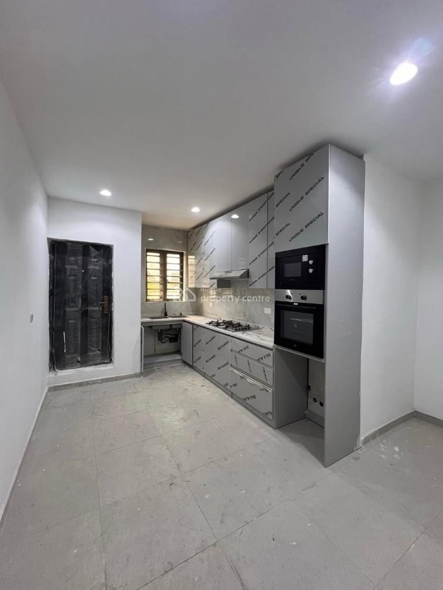 Well Built 4 Bedroom Terrace Duplex with Bq, Ologolo, Lekki, Lagos, Terraced Duplex for Sale