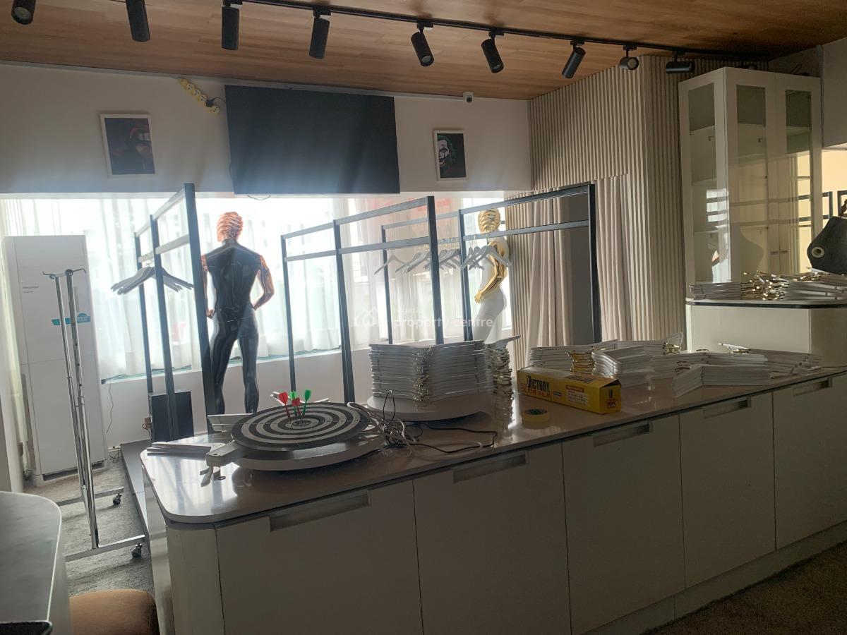 Luxury and Spacious Shop Space, Lekki Phase 1, Lekki, Lagos, Shop for Rent