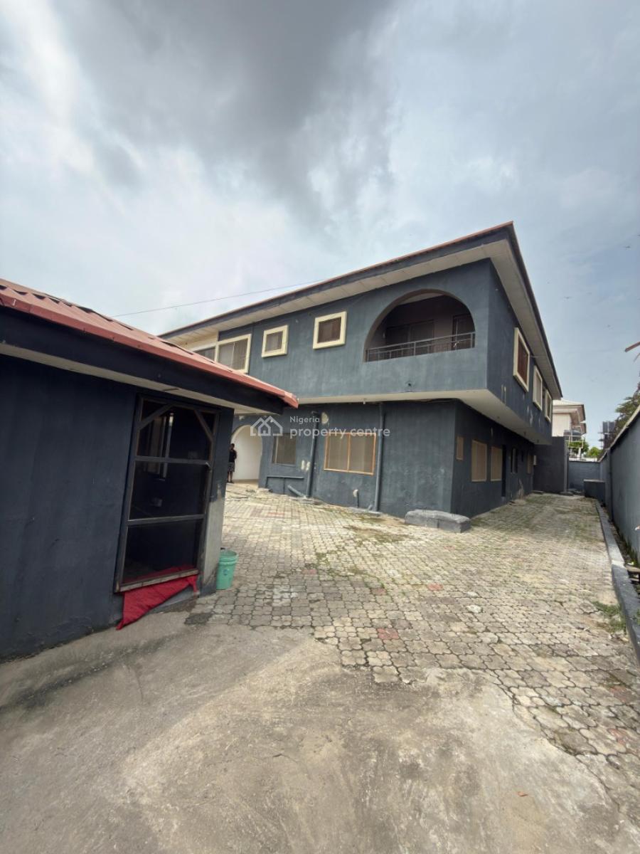 5 Bedroom Semi-detached Duplex + 2 Mini Flats, Lekki Phase 1, Lekki, Lagos, Semi-detached Duplex for Rent