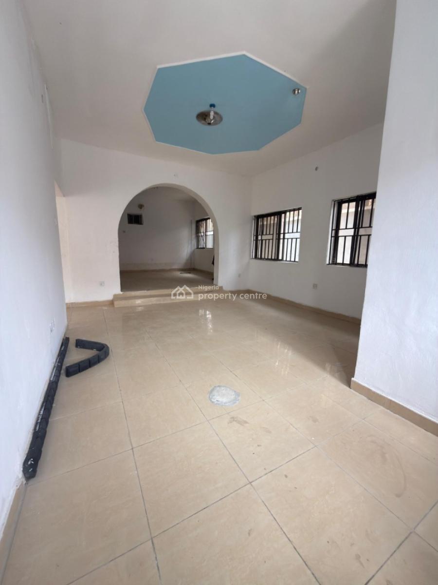 5 Bedroom Semi-detached Duplex + 2 Mini Flats, Lekki Phase 1, Lekki, Lagos, Semi-detached Duplex for Rent