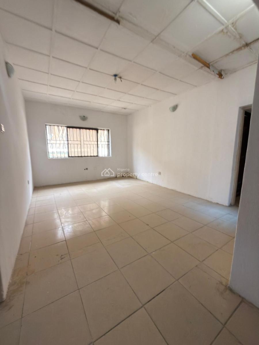 5 Bedroom Semi-detached Duplex + 2 Mini Flats, Lekki Phase 1, Lekki, Lagos, Semi-detached Duplex for Rent