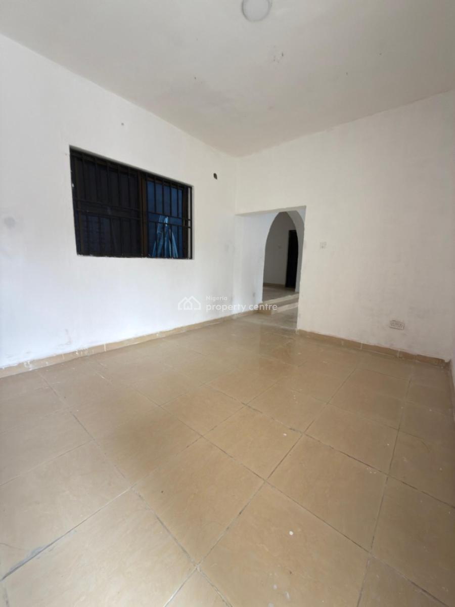 5 Bedroom Semi-detached Duplex + 2 Mini Flats, Lekki Phase 1, Lekki, Lagos, Semi-detached Duplex for Rent